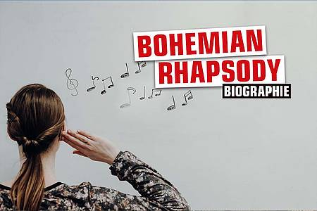 Tafel mit Noten und Aufschrift "Bohemian Rhapsody"