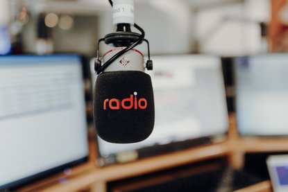 Radiomikrofon im Studio