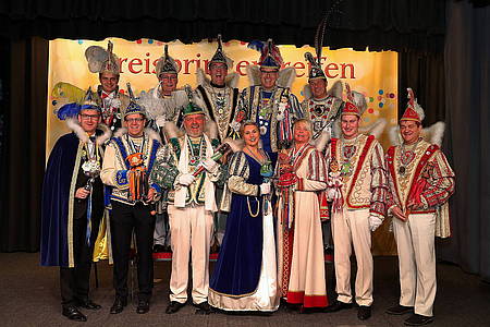 Gruppenfoto der Kreisprinzen in Warendorf
