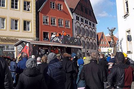 Gruppe verkleideter Jecken aus Warendorf